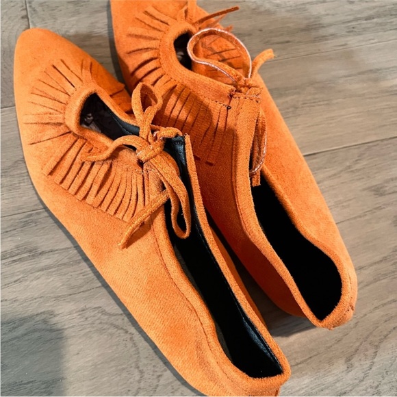 Fringed Orange Faux Suede Pointed Flats - Picture 5 of 7